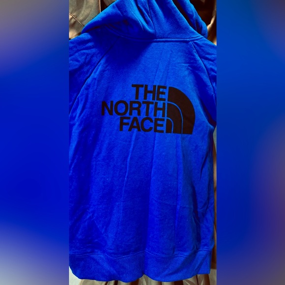 NWT North Face Women’s hoodie L royal blue - Picture 3 of 6